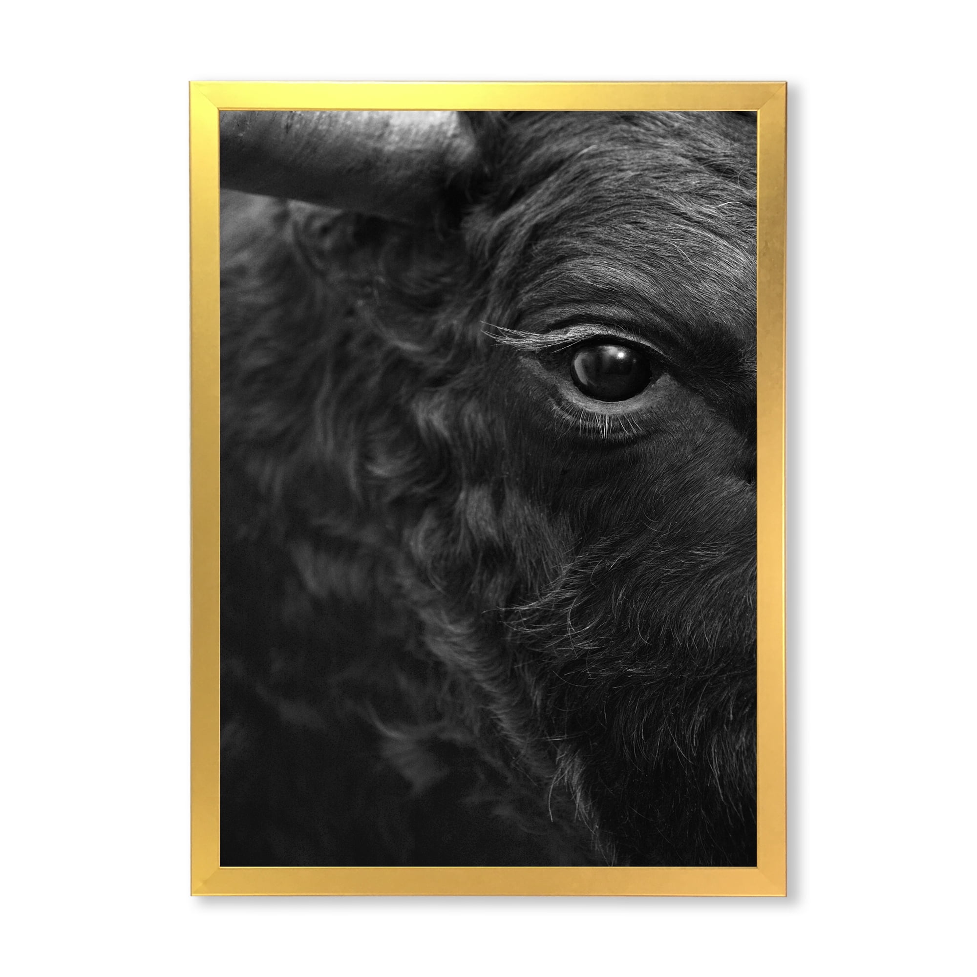 Designart 'Close Up Of Eye Of A Bull' Farmhouse Framed Art Print