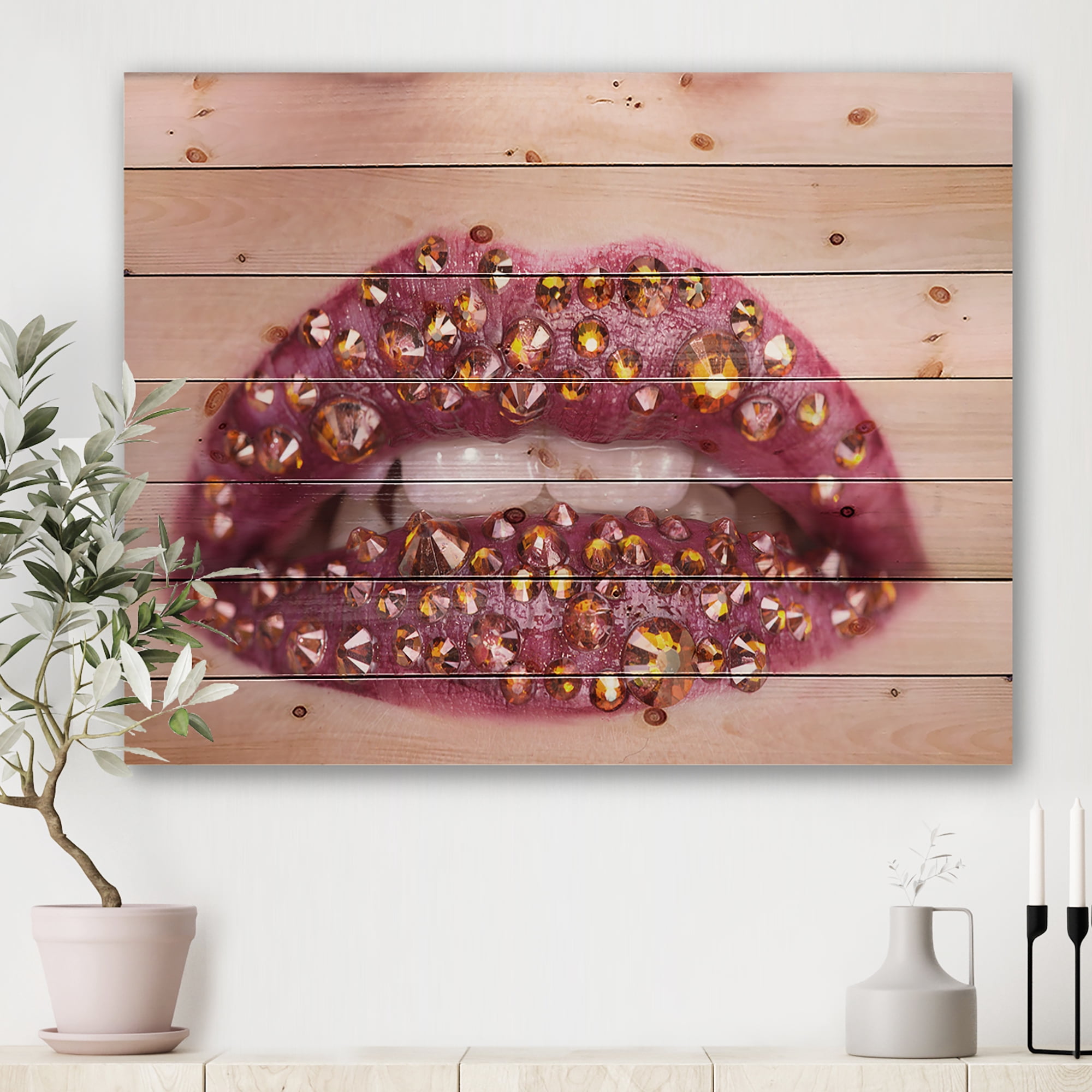 Designart 'Close-Up Of Girl Lips With Sequins' Modern Print on Natural Pine Wood