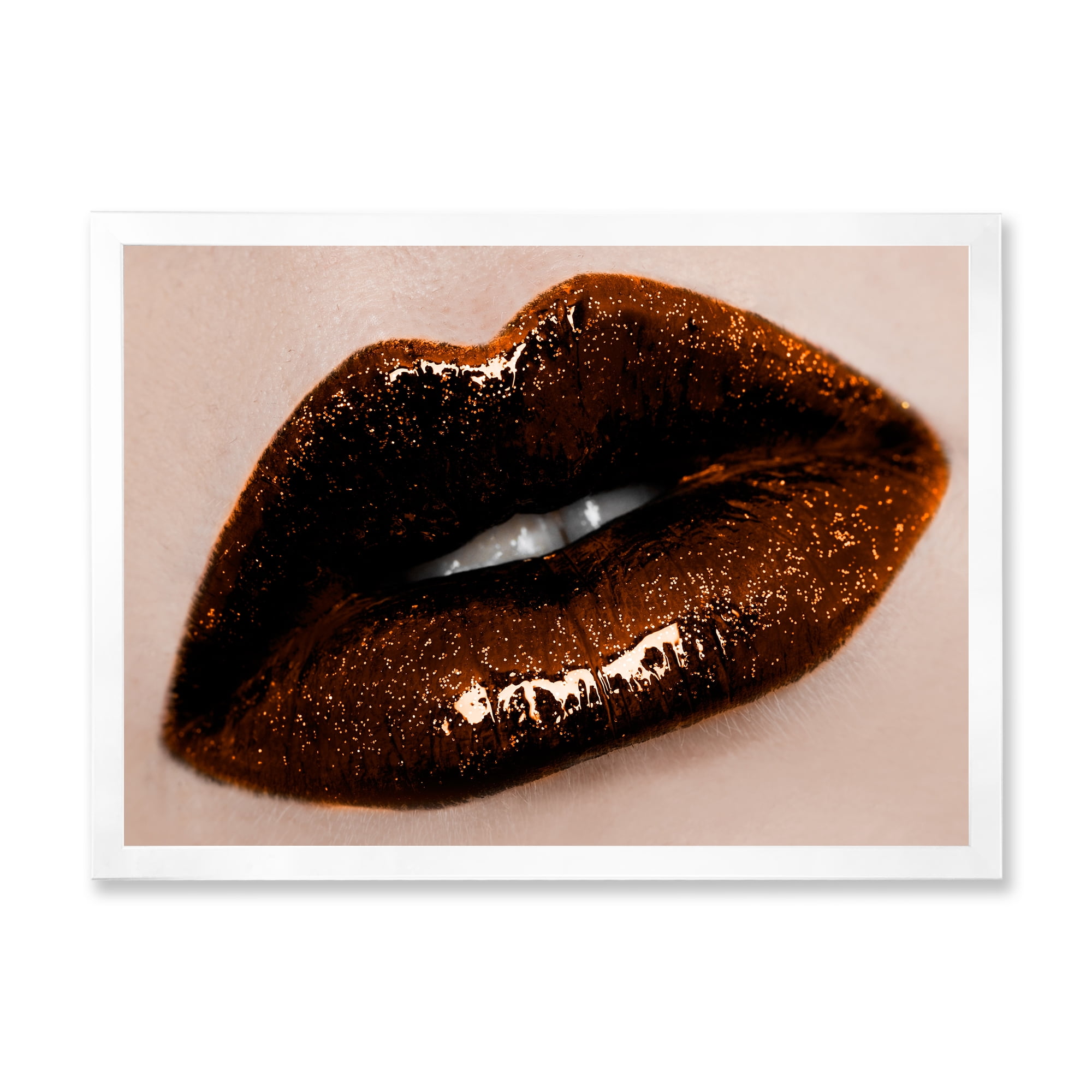 Designart 'Close-Up Of Gorgeous Female Lips II' Modern Framed Art Print