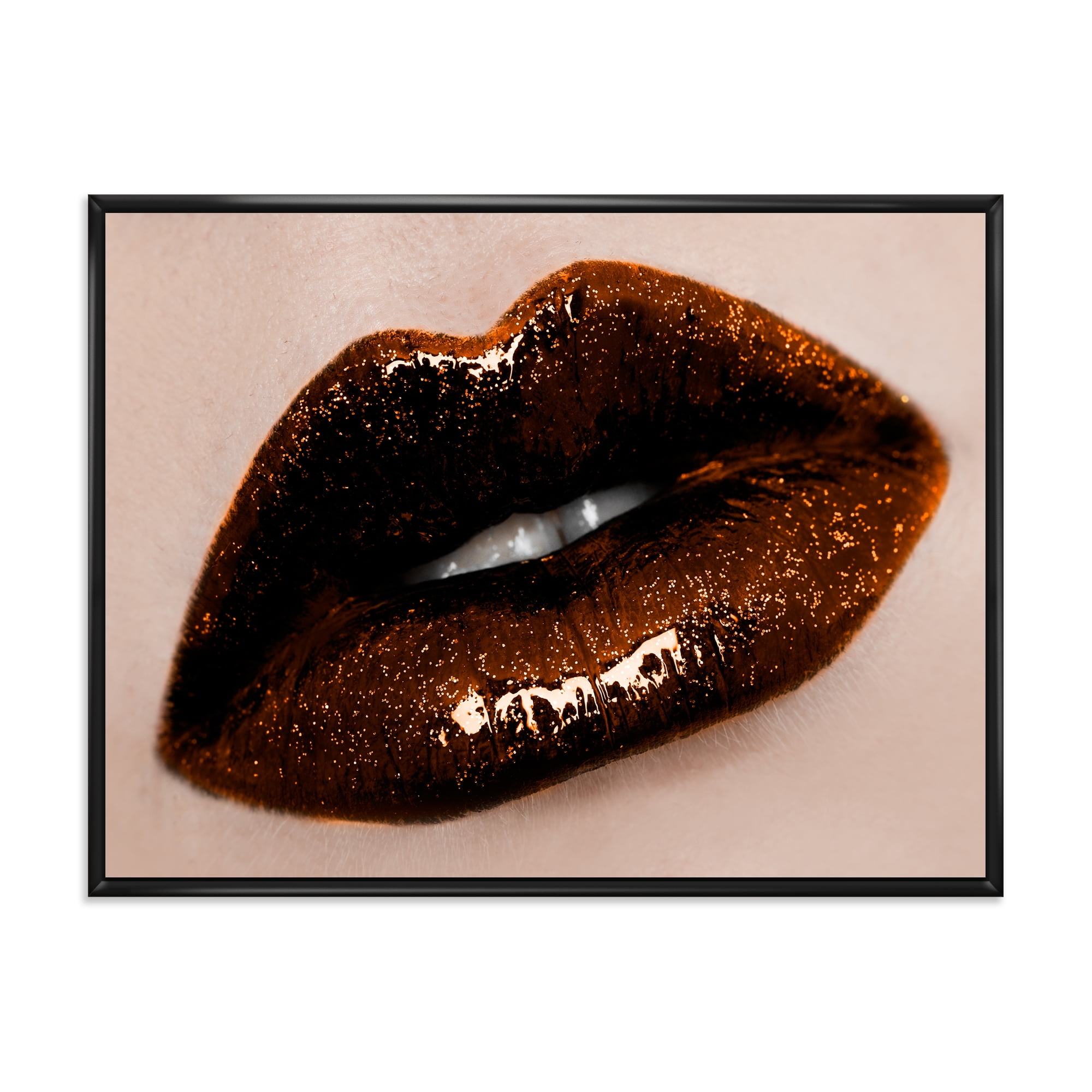 Designart 'Close-Up Of Gorgeous Female Lips II' Modern Framed Canvas Wall Art Print