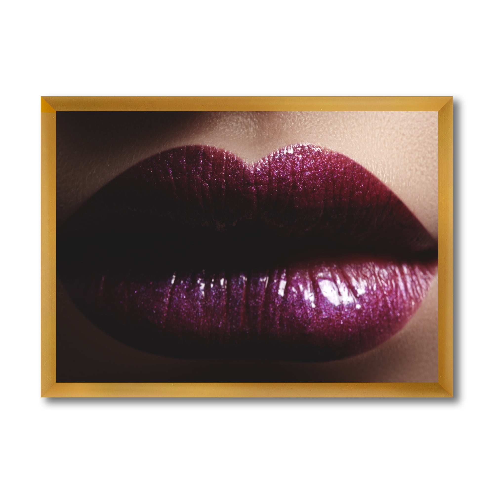 Designart 'Close-Up Of Woman Plump Lips With Glitter' Modern Framed Art Print