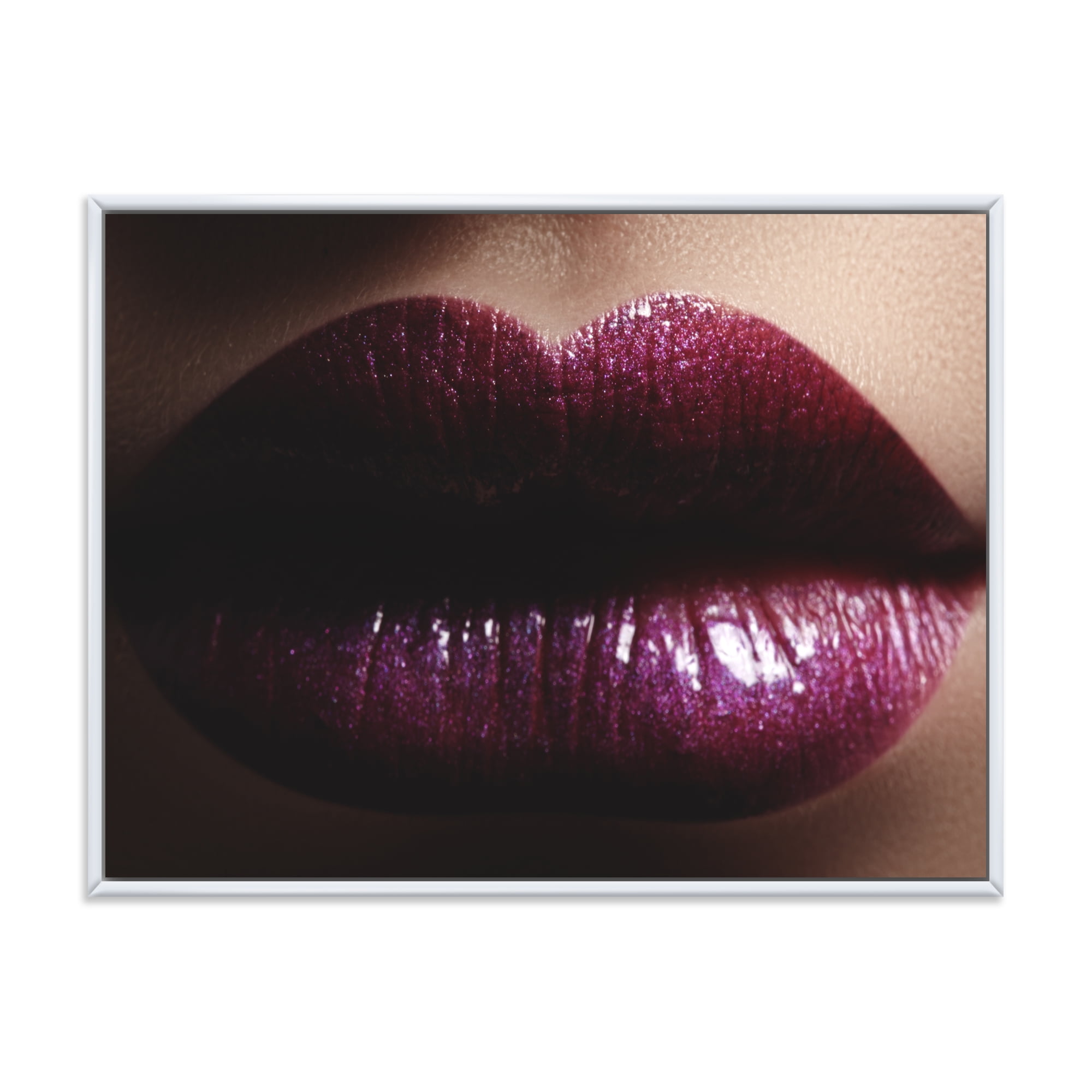 Designart 'Close-Up Of Woman Plump Lips With Glitter' Modern Framed Canvas Wall Art Print