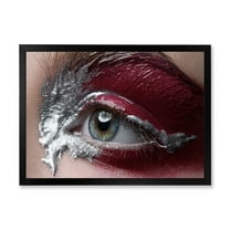 Designart 'Close Up of A Woman Eye With Red Makeup On' Modern Framed Art Print