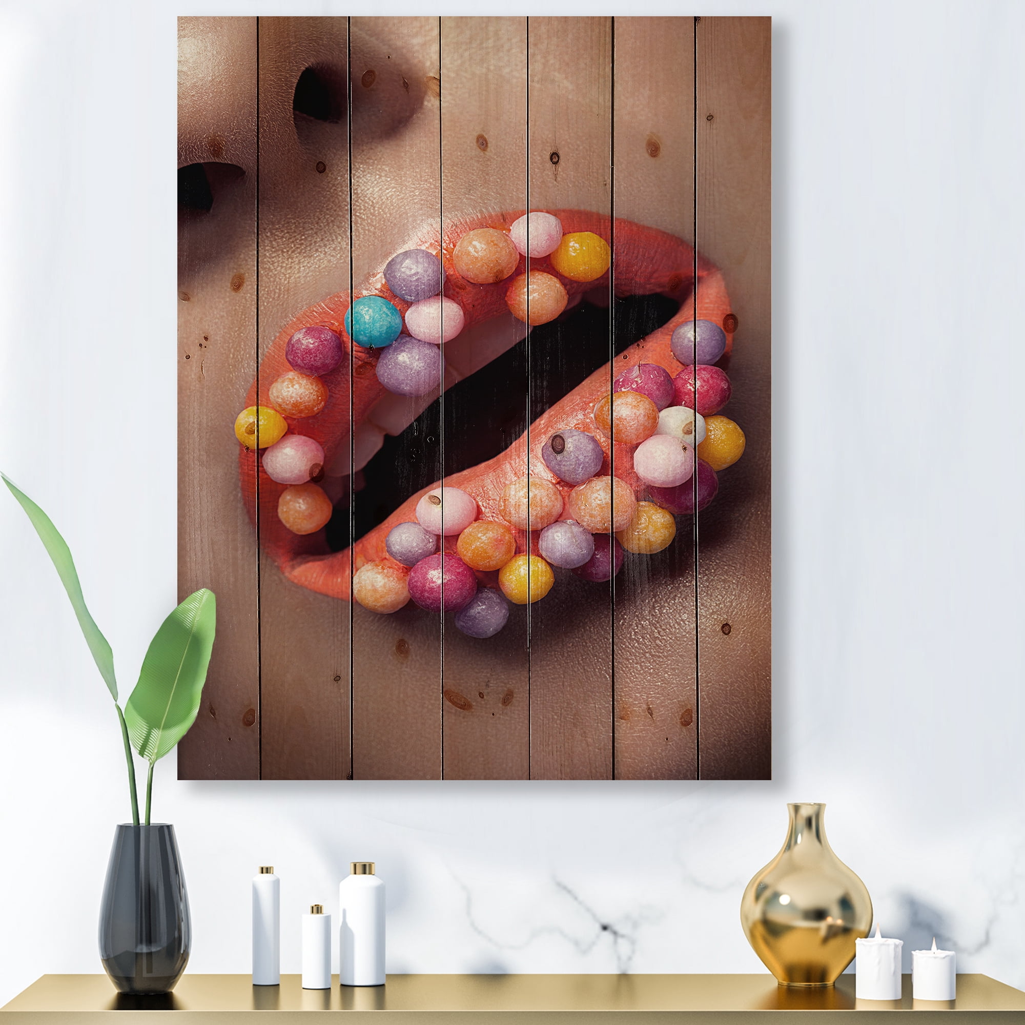 Designart 'Close Up of Creative Make Up On Woman Lips With Lolipops' Modern Print on Natural Pine Wood