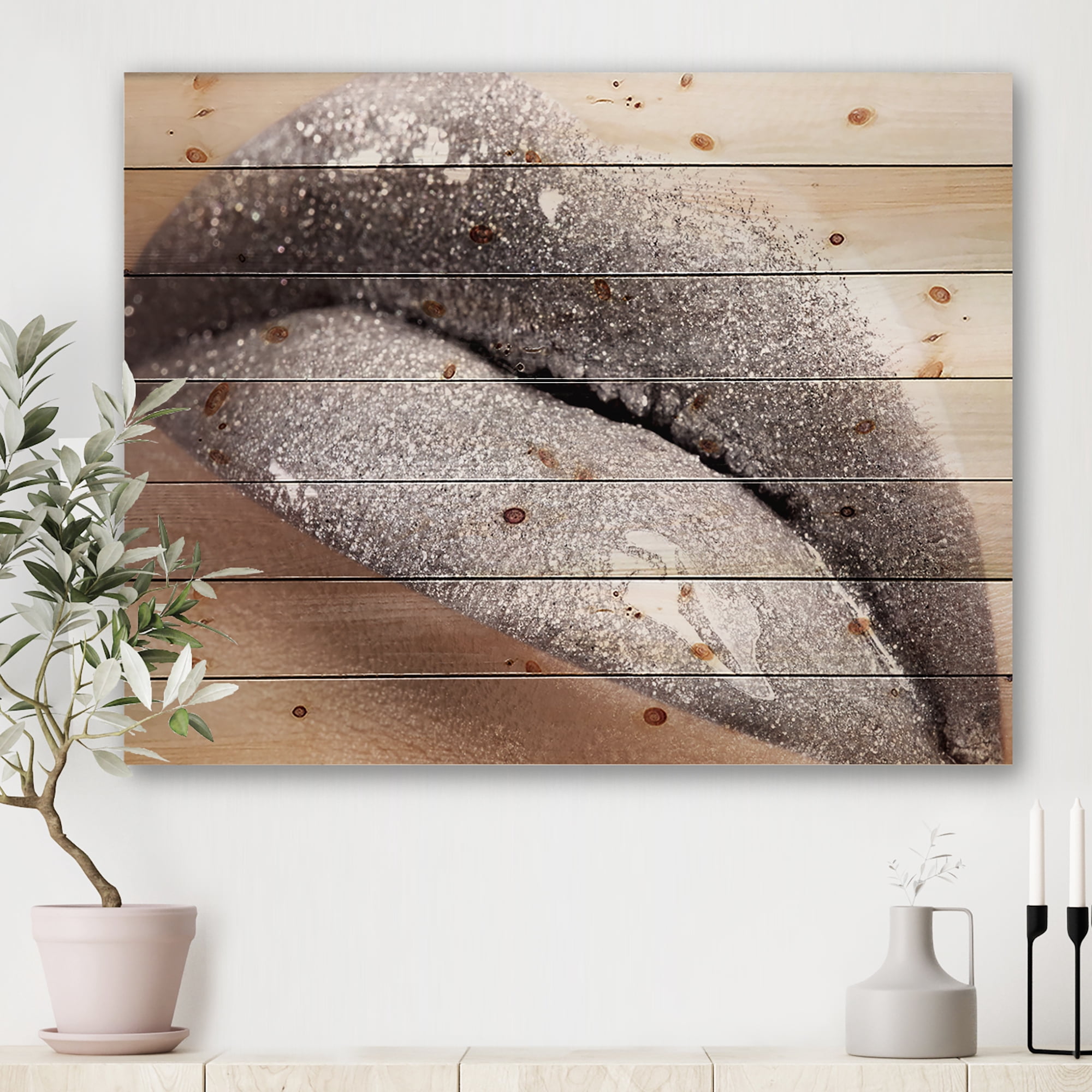 Designart 'Close Up of Female Lips With Glittering Silver' Modern Print on Natural Pine Wood