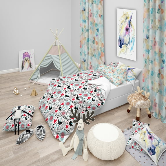 Designart 'Colorful Contract Floral Pattern' Modern Teen Duvet Cover Set