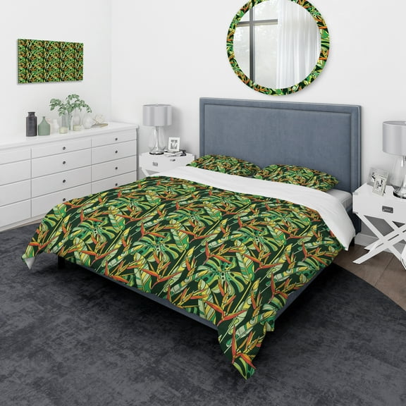Designart 'Colorful Tropical Pattern with Heliconia Flowers' Tropical Duvet Cover Set