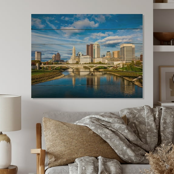 Designart "Columbus Ohio Skyline Capital View" Cityscapes Print on Natural Pine Wood