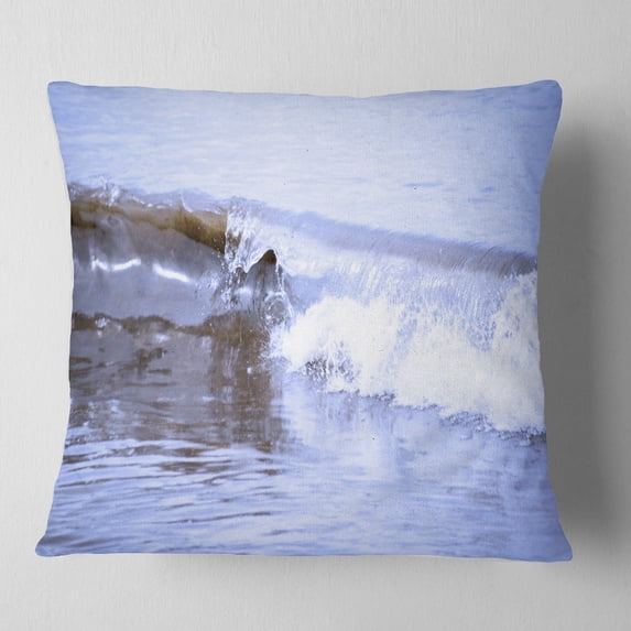 Designart Crisp Blue Waves Splashing Beach - Seashore Throw Pillow - 16x16