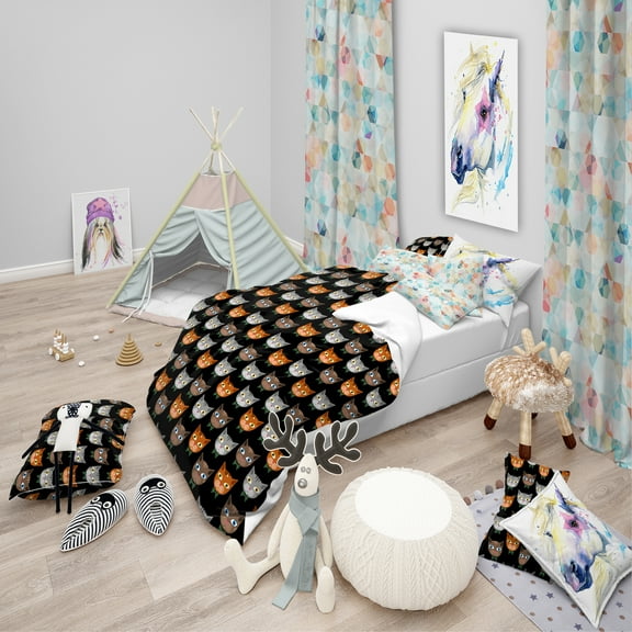 Designart 'Cute Cats Pattern' Modern kids Duvet Cover Set