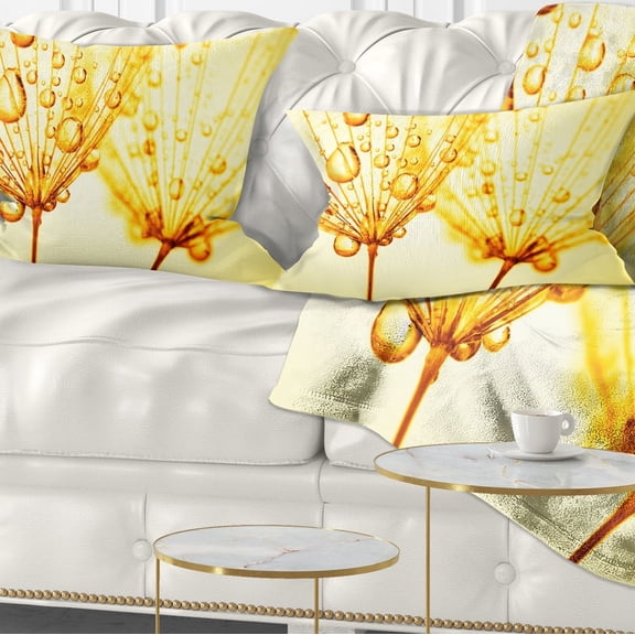 Designart Dandelion Seeds with Water Drops - Floral Throw Pillow - 12x20