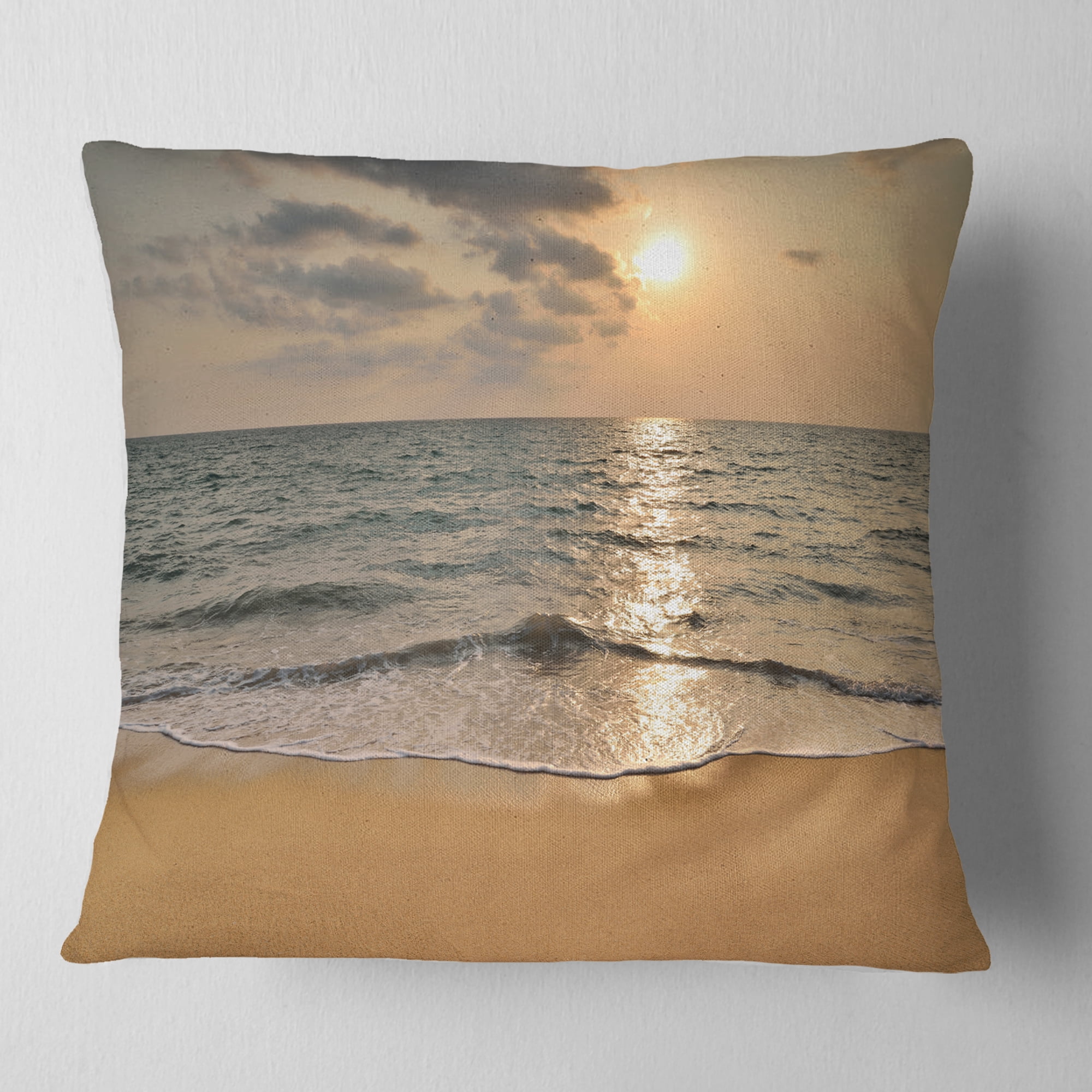 Designart Dark Tropical Sand Beach at Sunset - Modern Seascape Throw Pillow - 16x16