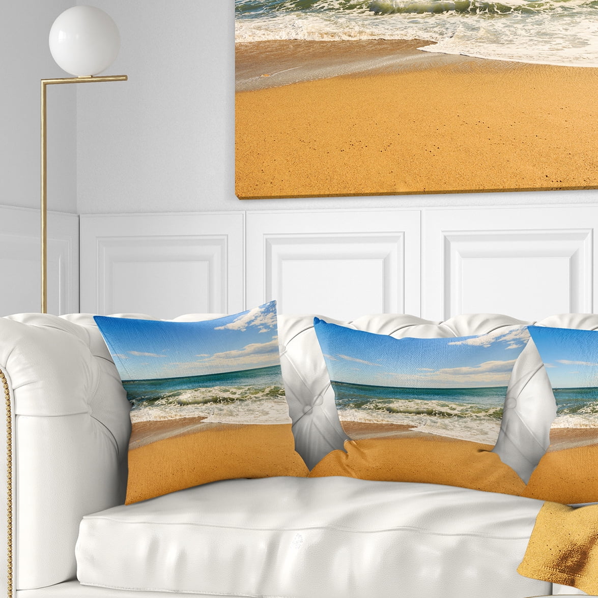Designart Daylight Relaxation - Landscape Photography Throw Pillow - 16x16