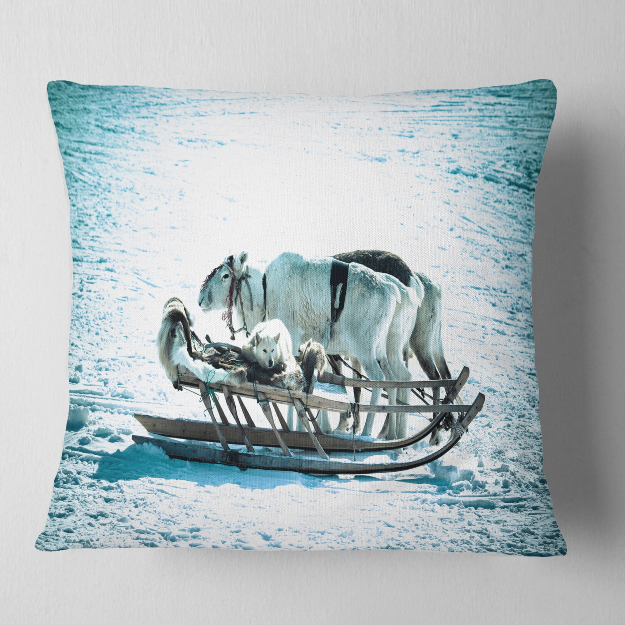 Designart Dogs on Reindeer Sleigh - Animal Throw Pillow - 16x16