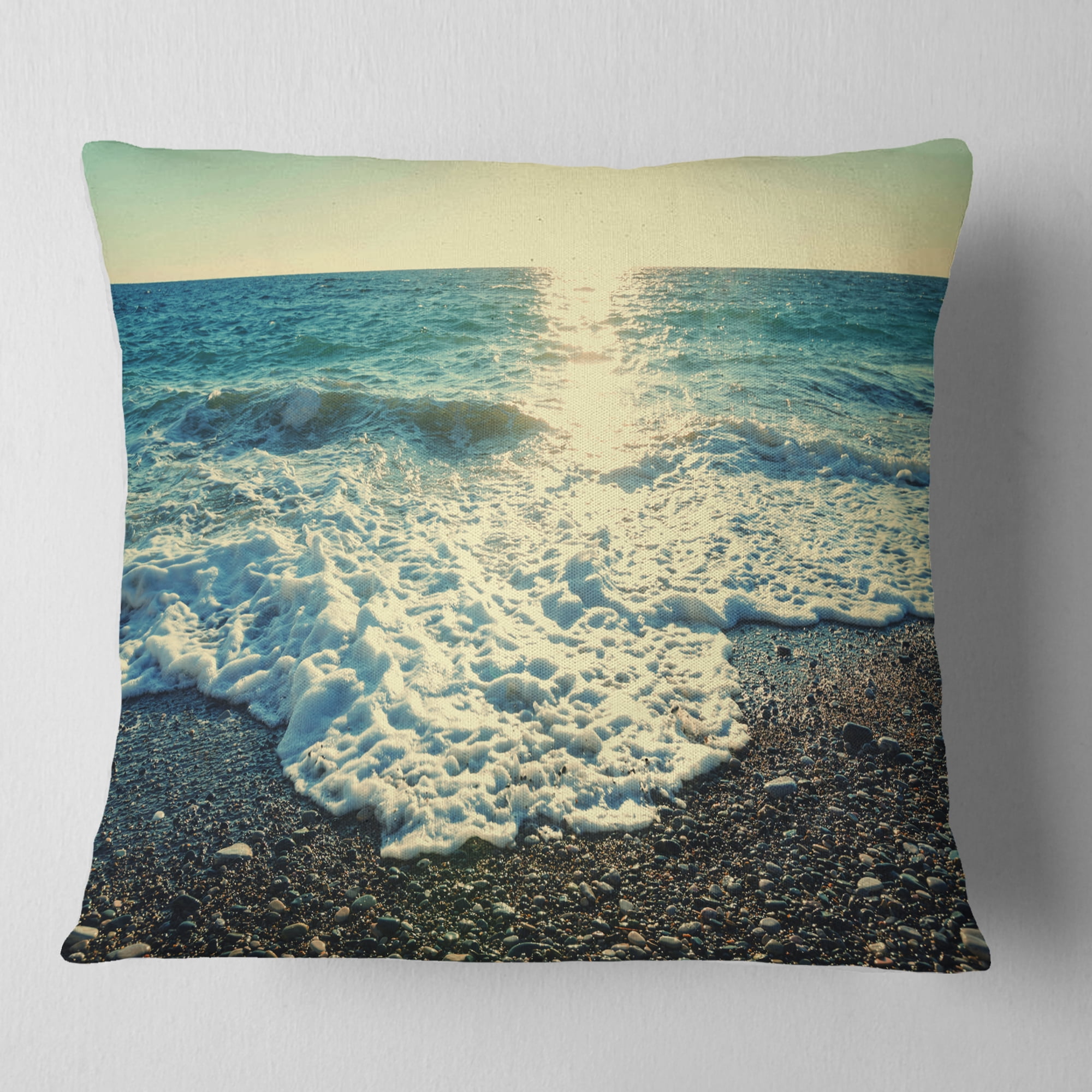 Designart Dramatic Blue Waves on Beach - Seashore Throw Pillow - 18x18