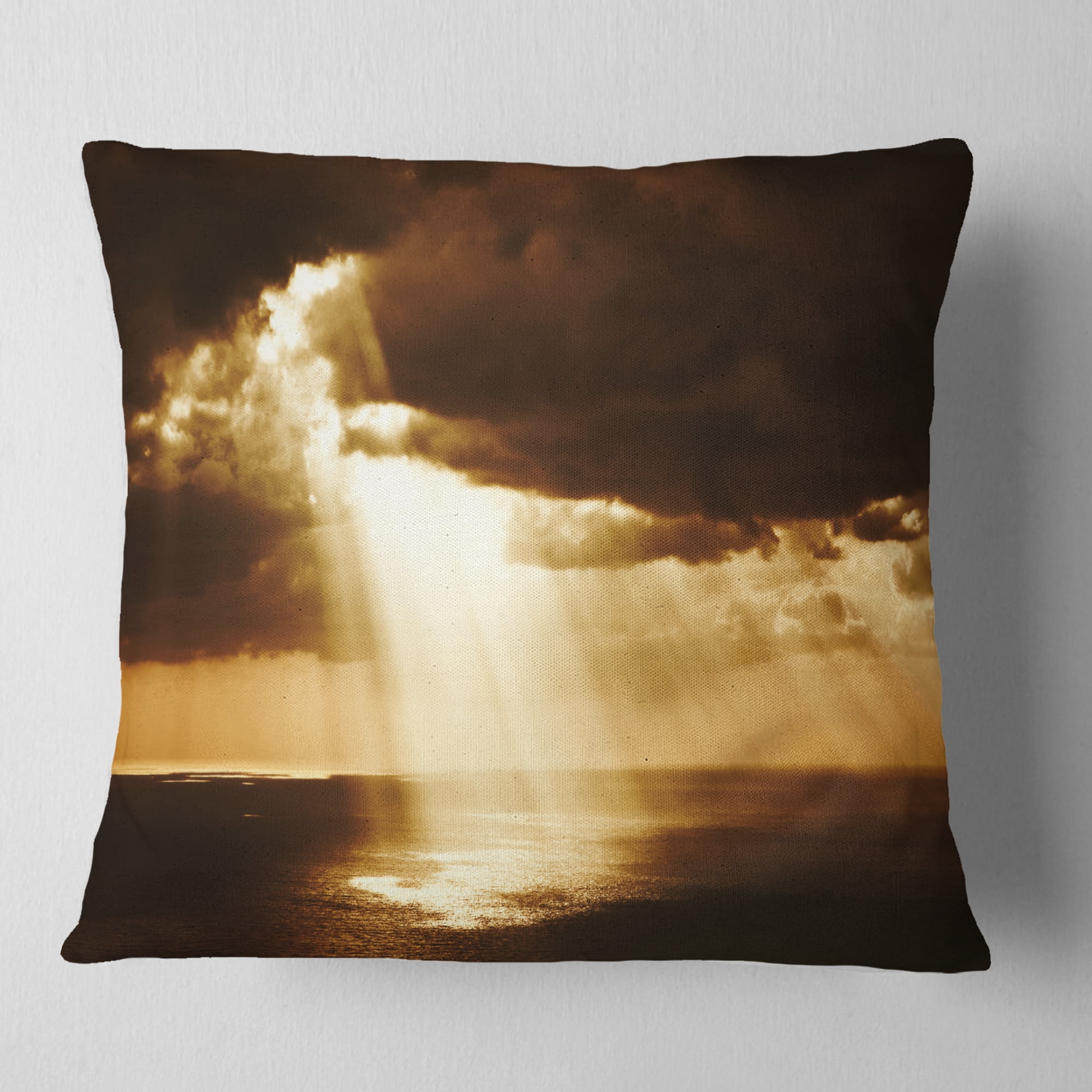 Designart Dramatic Sunset with Sunrays - Landscape Printed Throw Pillow - 18x18