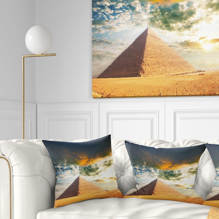 Designart Modern Landscape Decorative Pillow 16x16 Polyester 