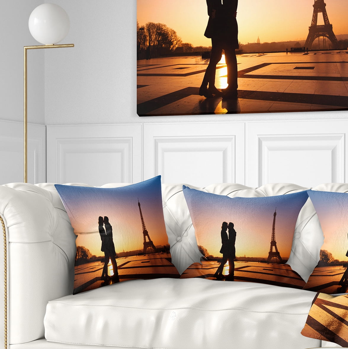 Designart Eiffel with Kissing Couple - Landscape Photo Throw Pillow - 16x16