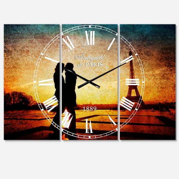 Designart 'Eiffel with Kissing Couple' Mediterranean Wall Clock