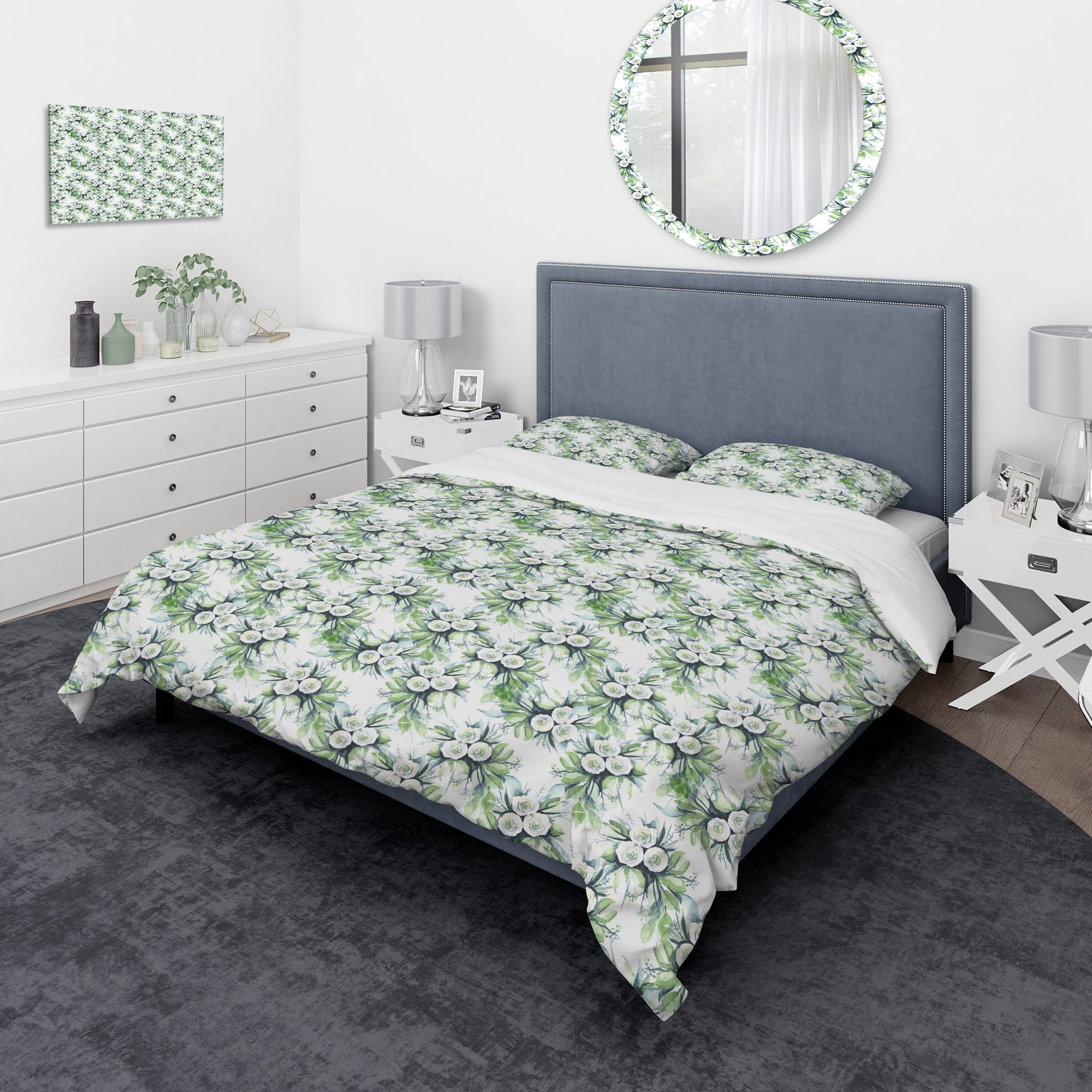 Designart 'Elegant White Roses Bridesmaid'S Bouquet' Traditional Duvet Cover Set