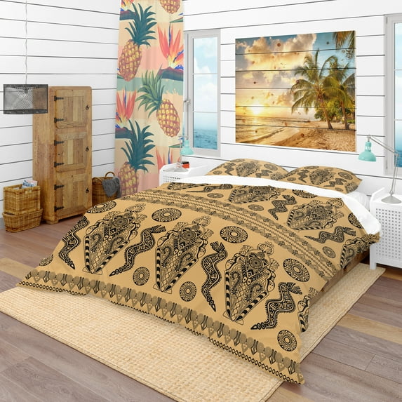 Designart 'Ethnic African Decorative Pattern' Tropical Duvet Cover Set