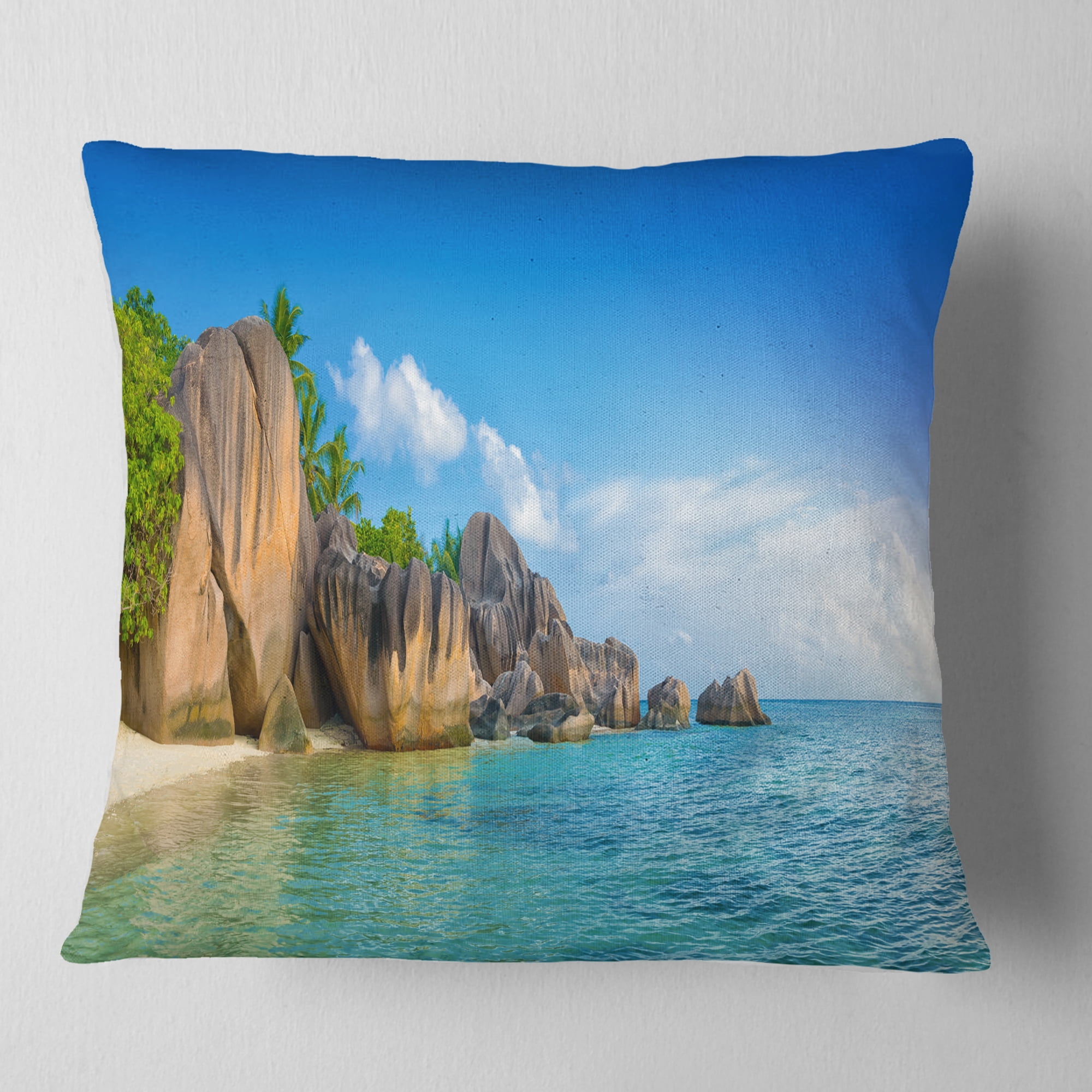 Designart Fantastic Seychelles Seashore - Seascape Throw Pillow - 16x16