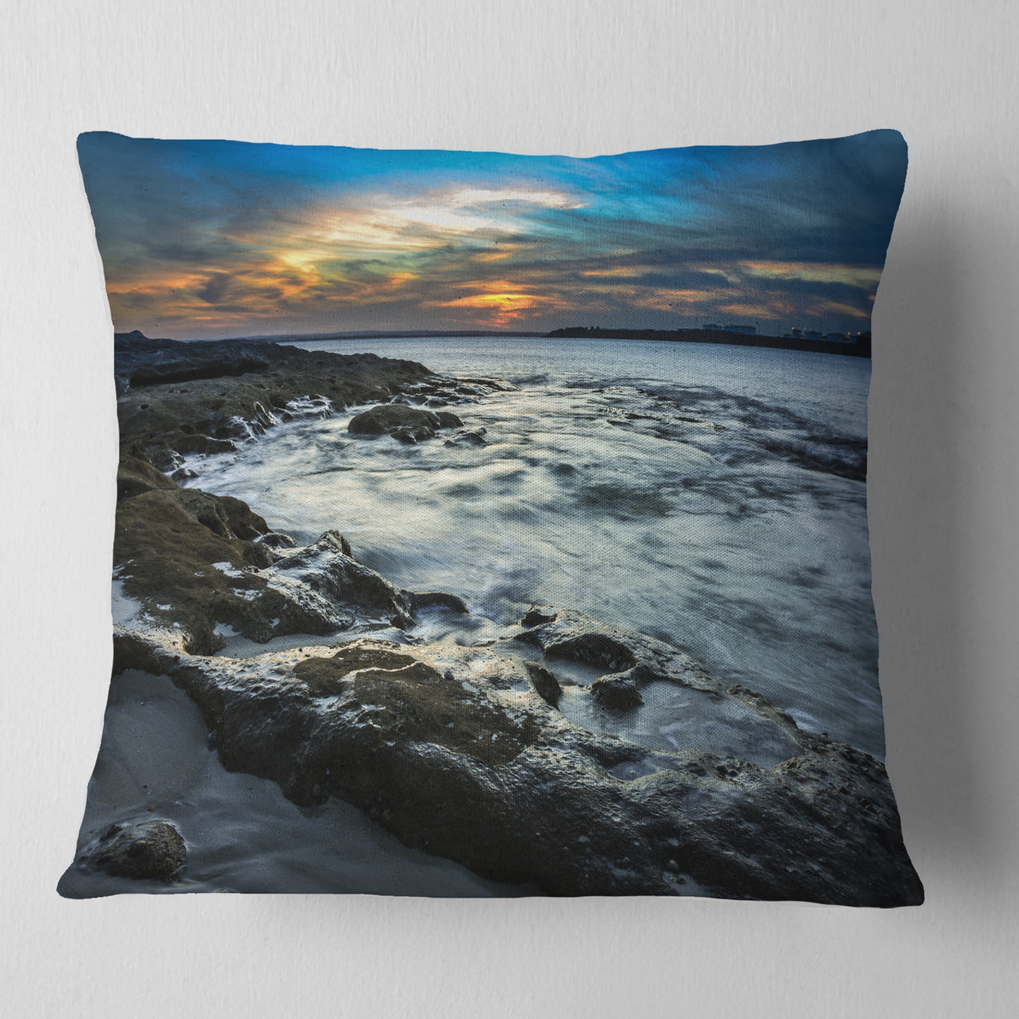 Designart Fascinating Sunset at Australia Coastline - Seashore Throw Pillow - 16x16