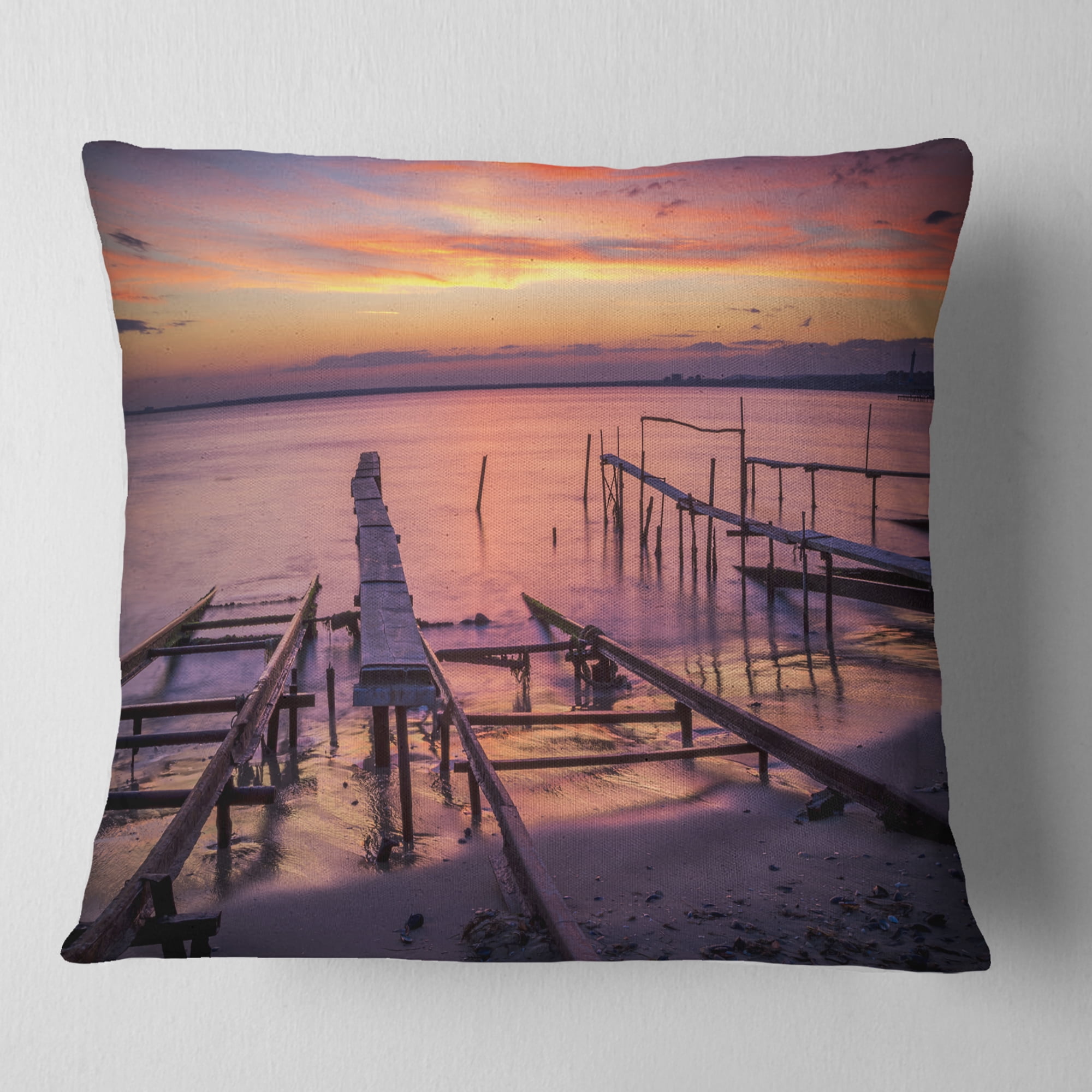 Designart Fishing Pier in Sea at Sunset - Seashore Throw Pillow - 18x18