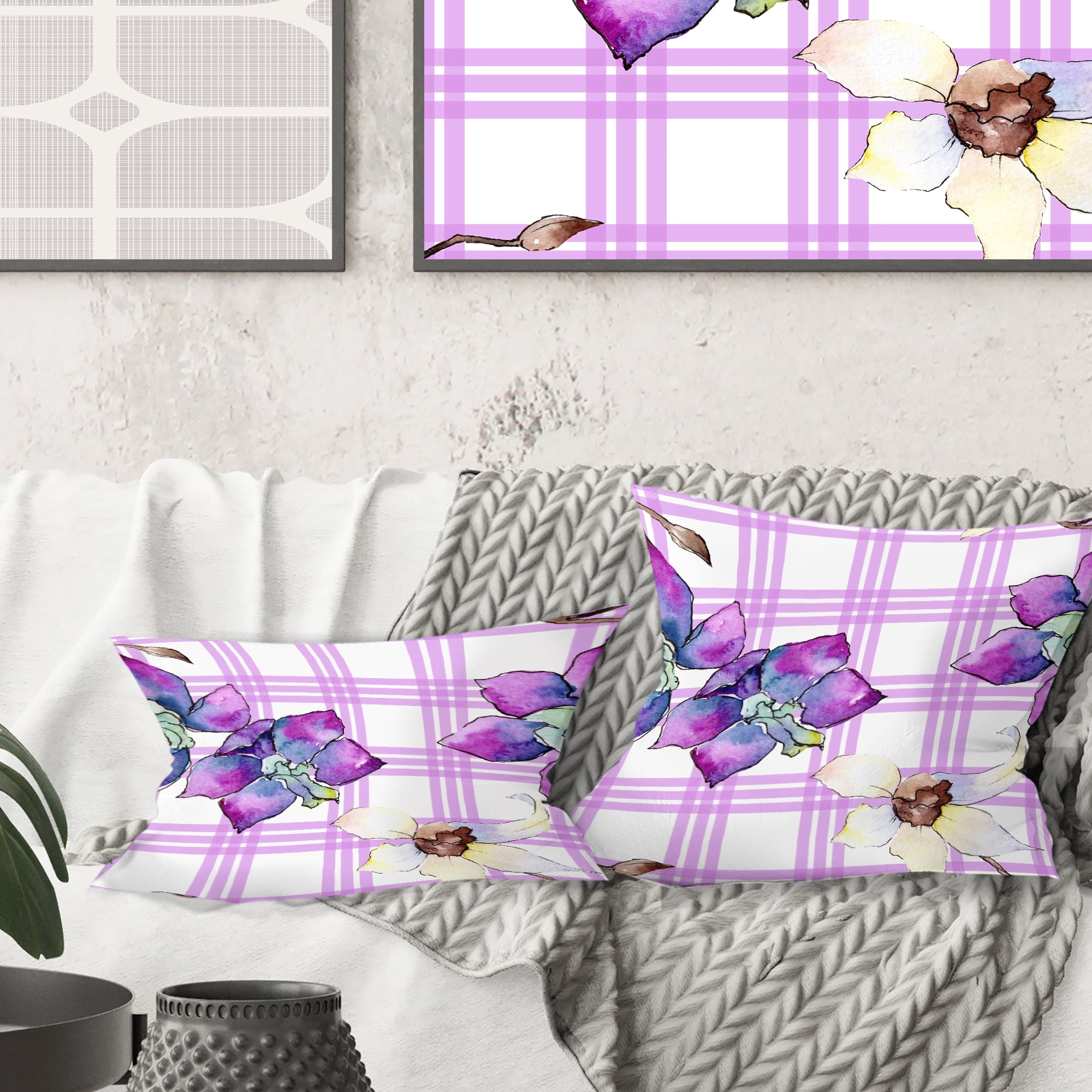 Designart Floral Botanical Retro VII' Mid-Century Modern Throw Pillow - 18x18