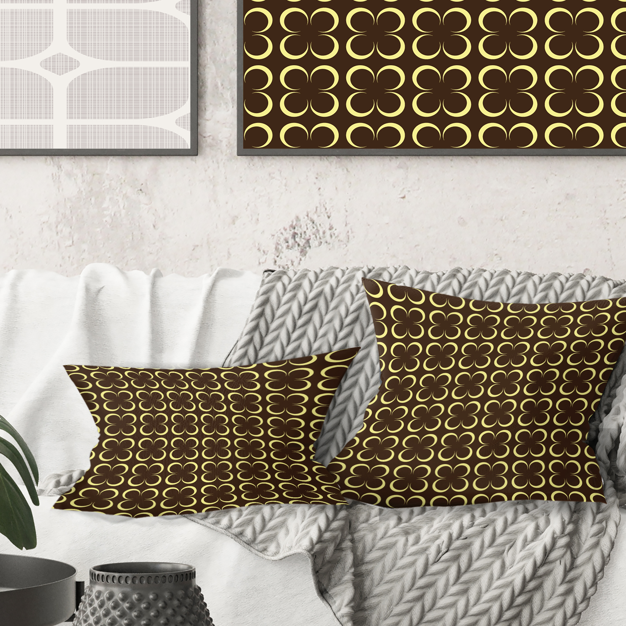Designart Floral Retro Pattern II' Mid-Century Modern Throw Pillow - 16x16