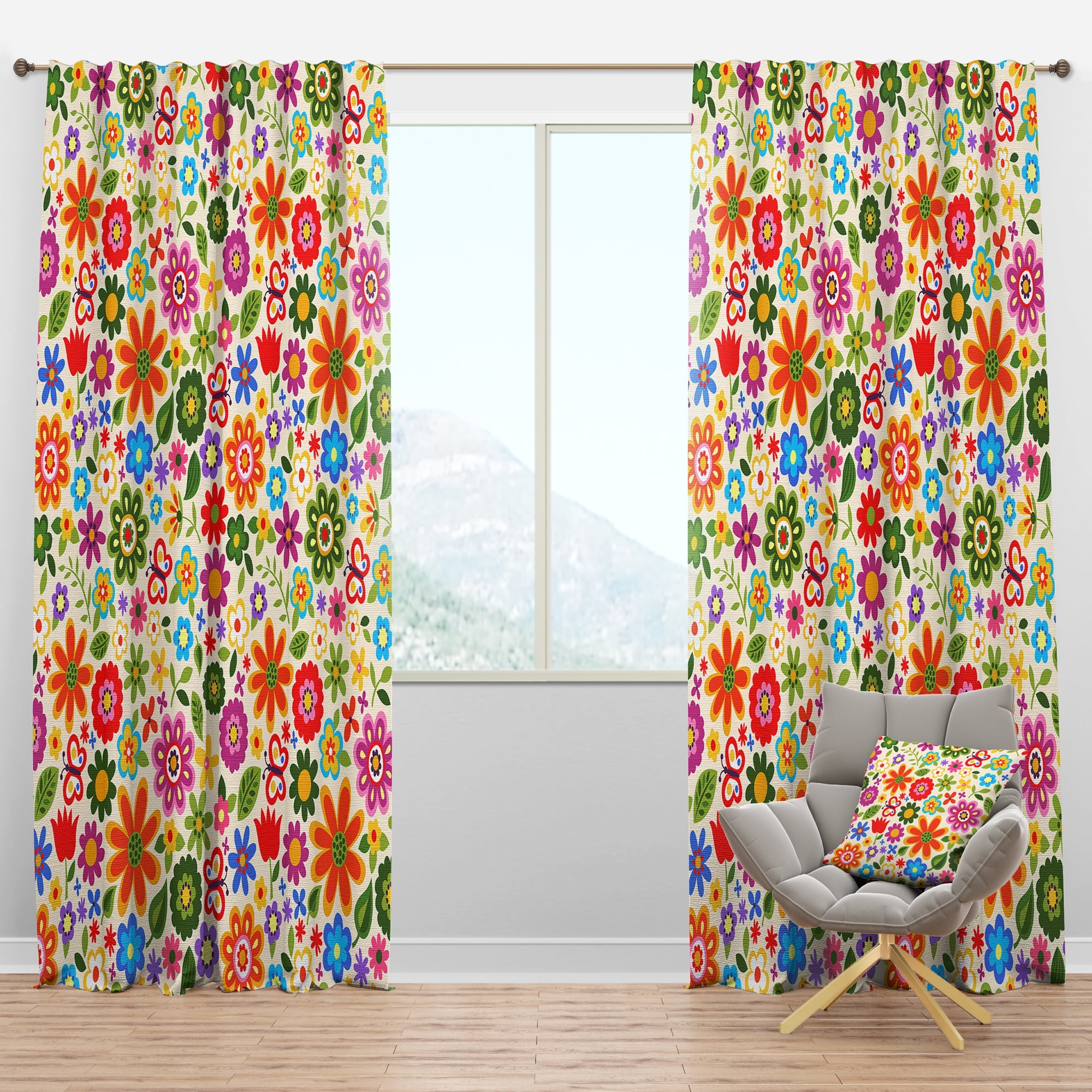 Designart 'Floral Retro Pattern XVIII' Bohemian & Eclectic Blackout Curtain Panel