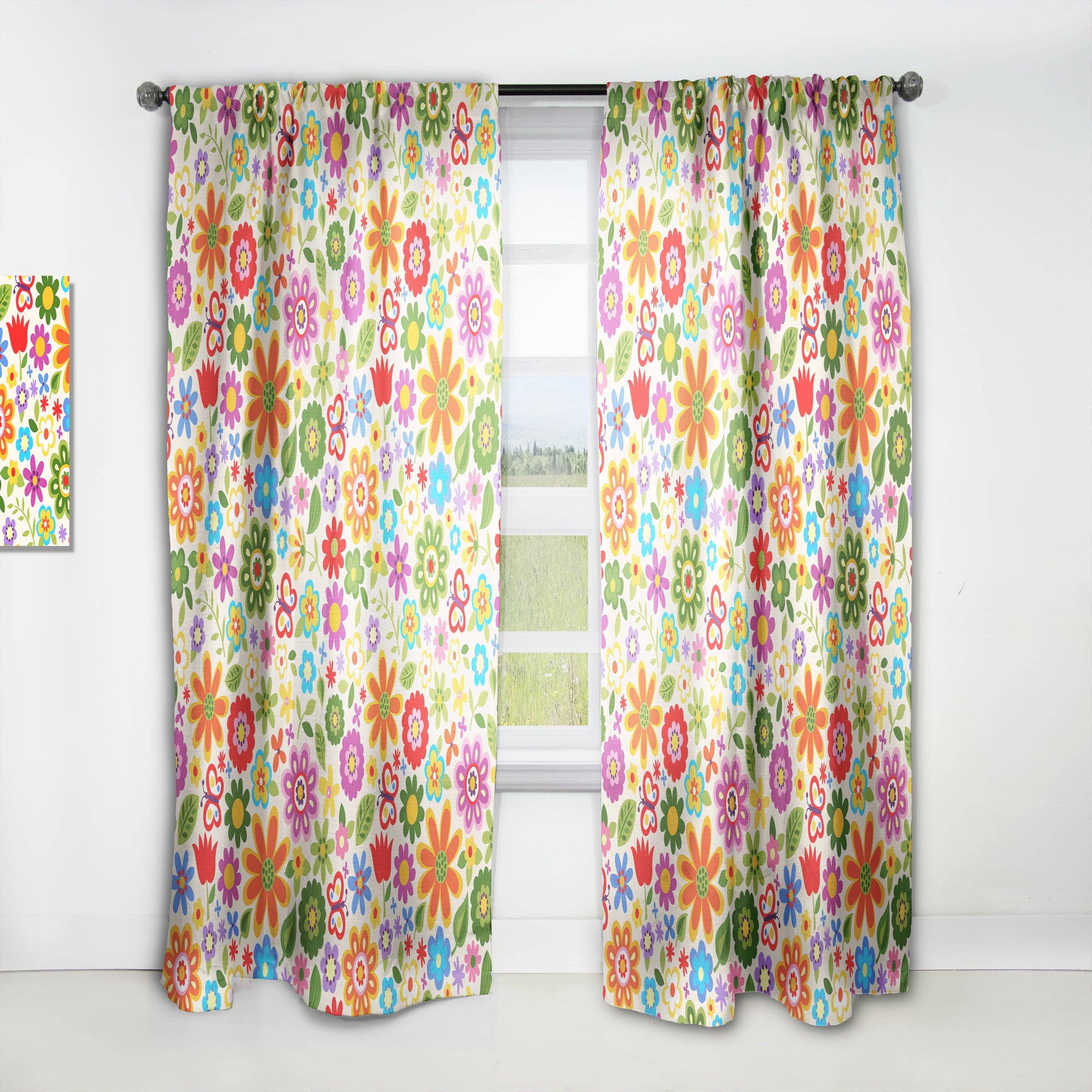 Designart 'Floral Retro Pattern XVIII' Bohemian & Eclectic Curtain Panel