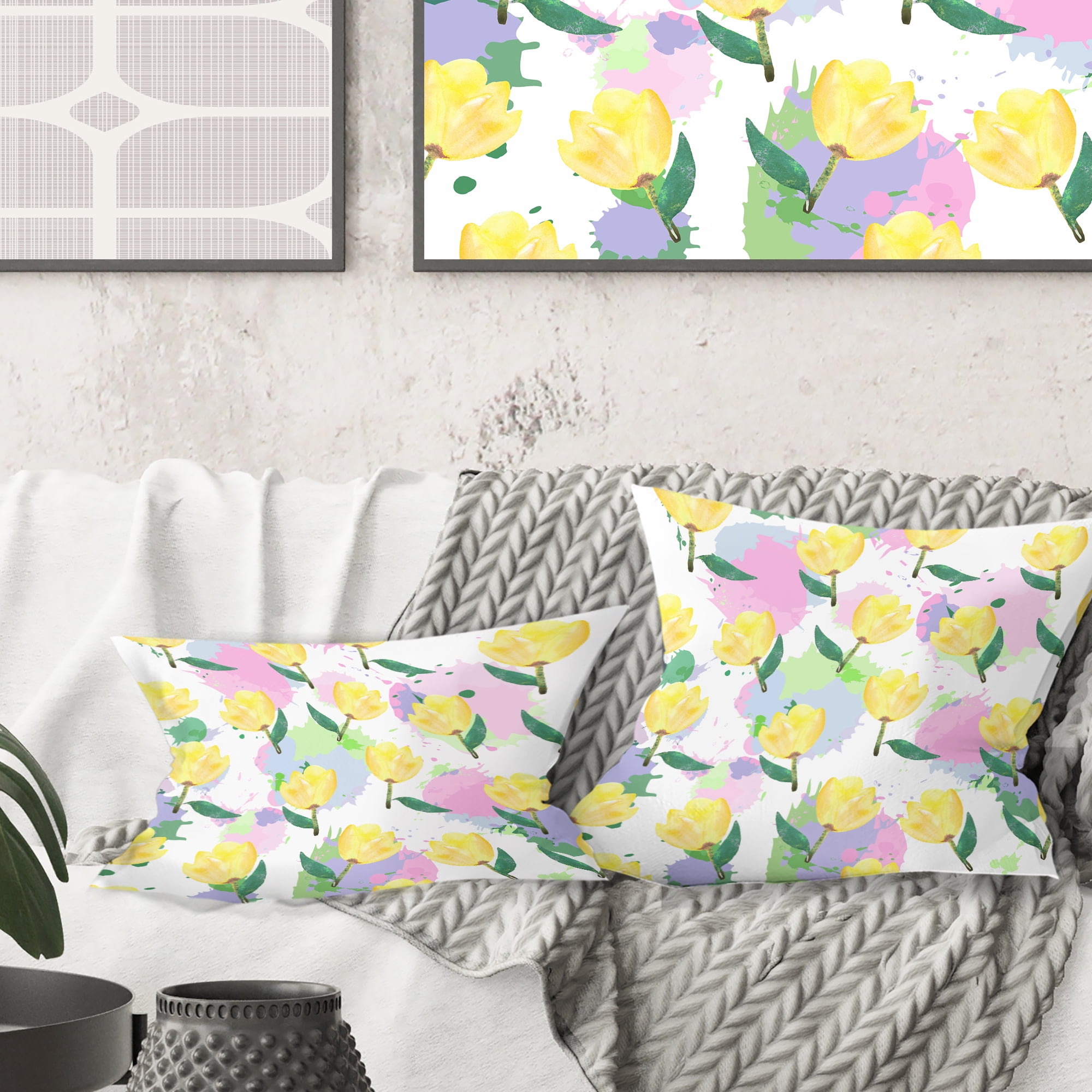 Designart Floral pattern with flowers' Mid-Century Modern Throw Pillow - 16x16
