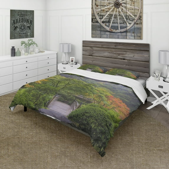 Designart 'Foggy Dawn in Japanese Garden' Bohemian & Eclectic Duvet Cover Set