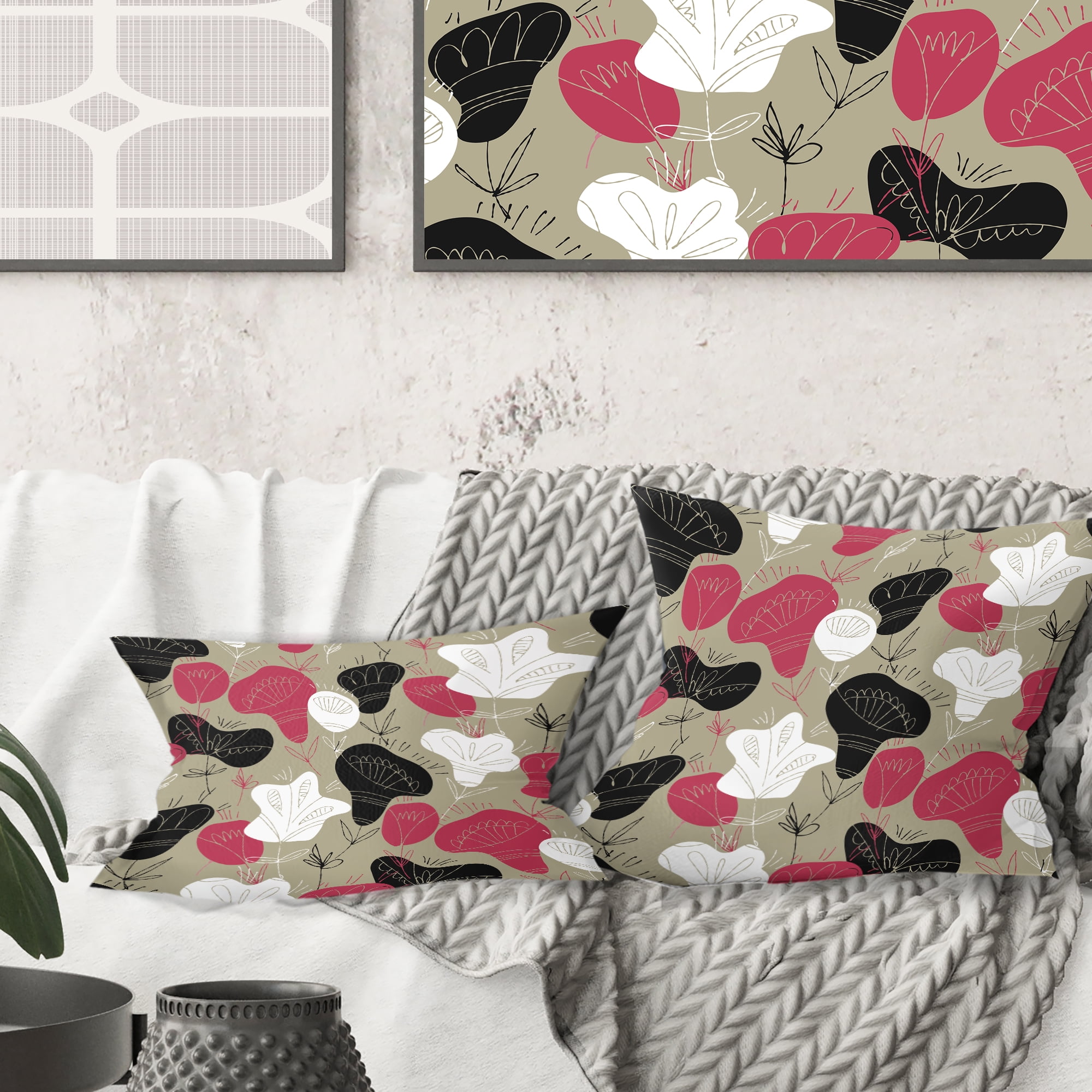 Designart Folk flowers hand drawn pattern' Mid-Century Modern Throw Pillow - 18x18