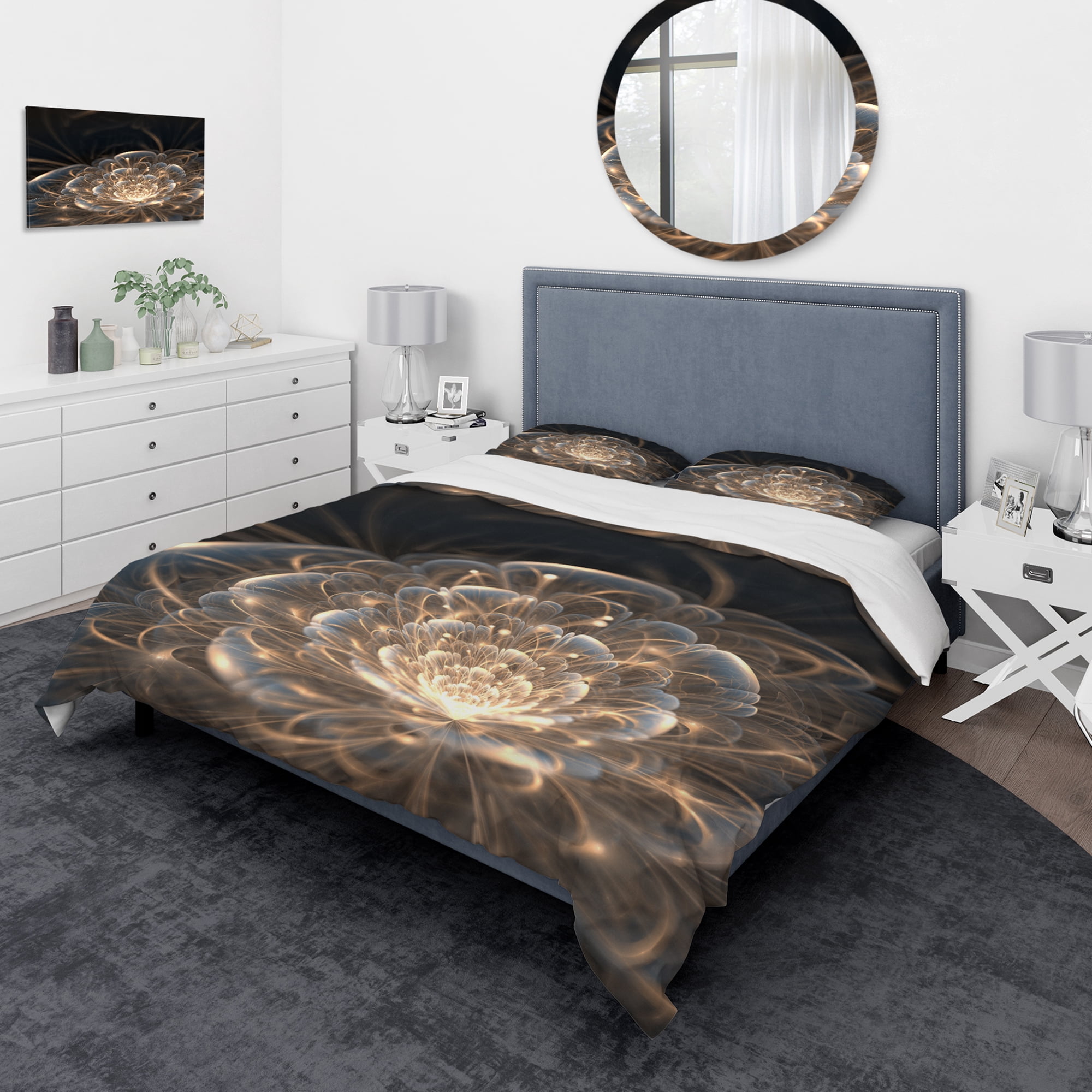 Designart 'Fractal Flower with Golden Rays' Traditional Duvet Cover Set