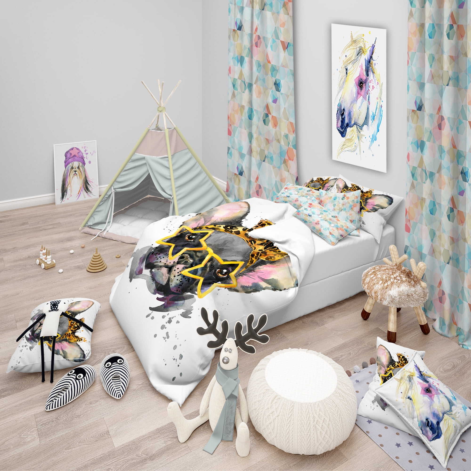 Designart 'French Bulldog with Star Glasses' Modern & Contemporary Duvet Cover Set