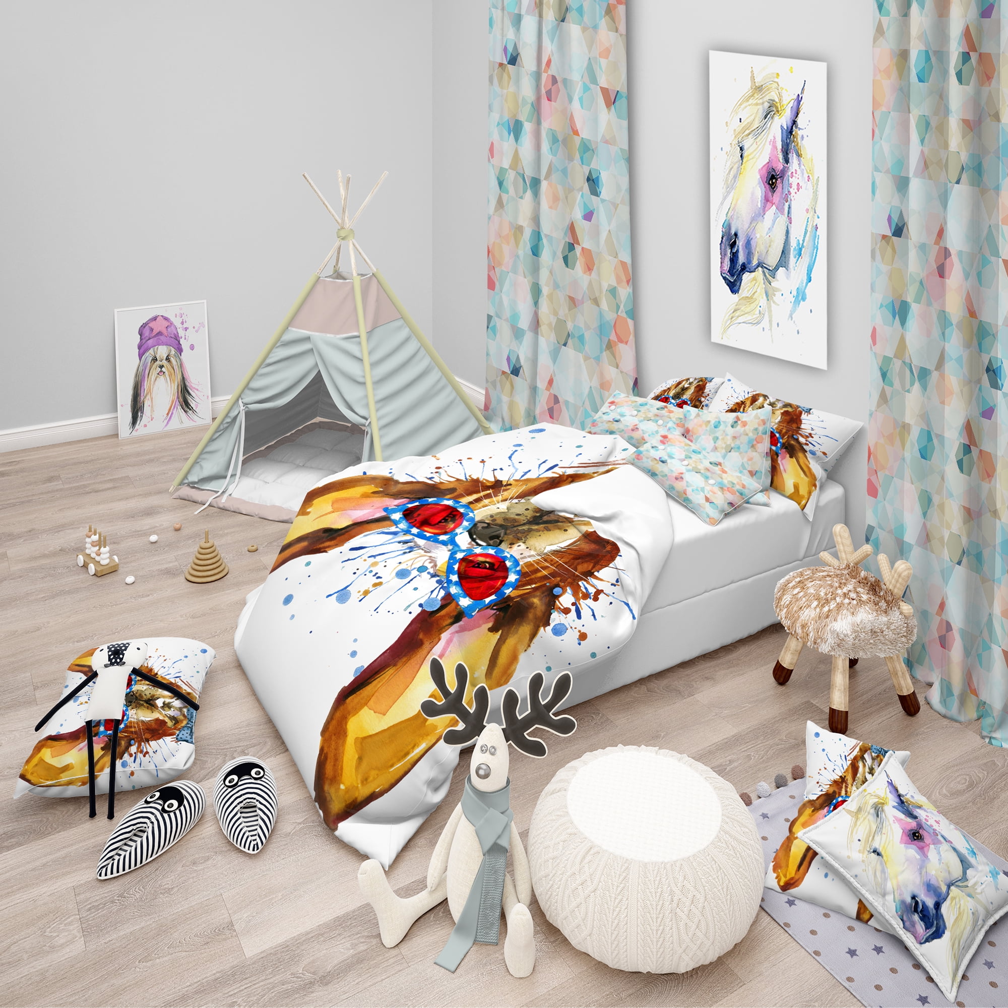 Designart 'Funny Brown Dog with Glasses' Modern & Contemporary Duvet Cover Set