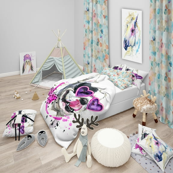 Designart 'Funny Dog with Heart Glasses' Modern & Contemporary Duvet Cover Set