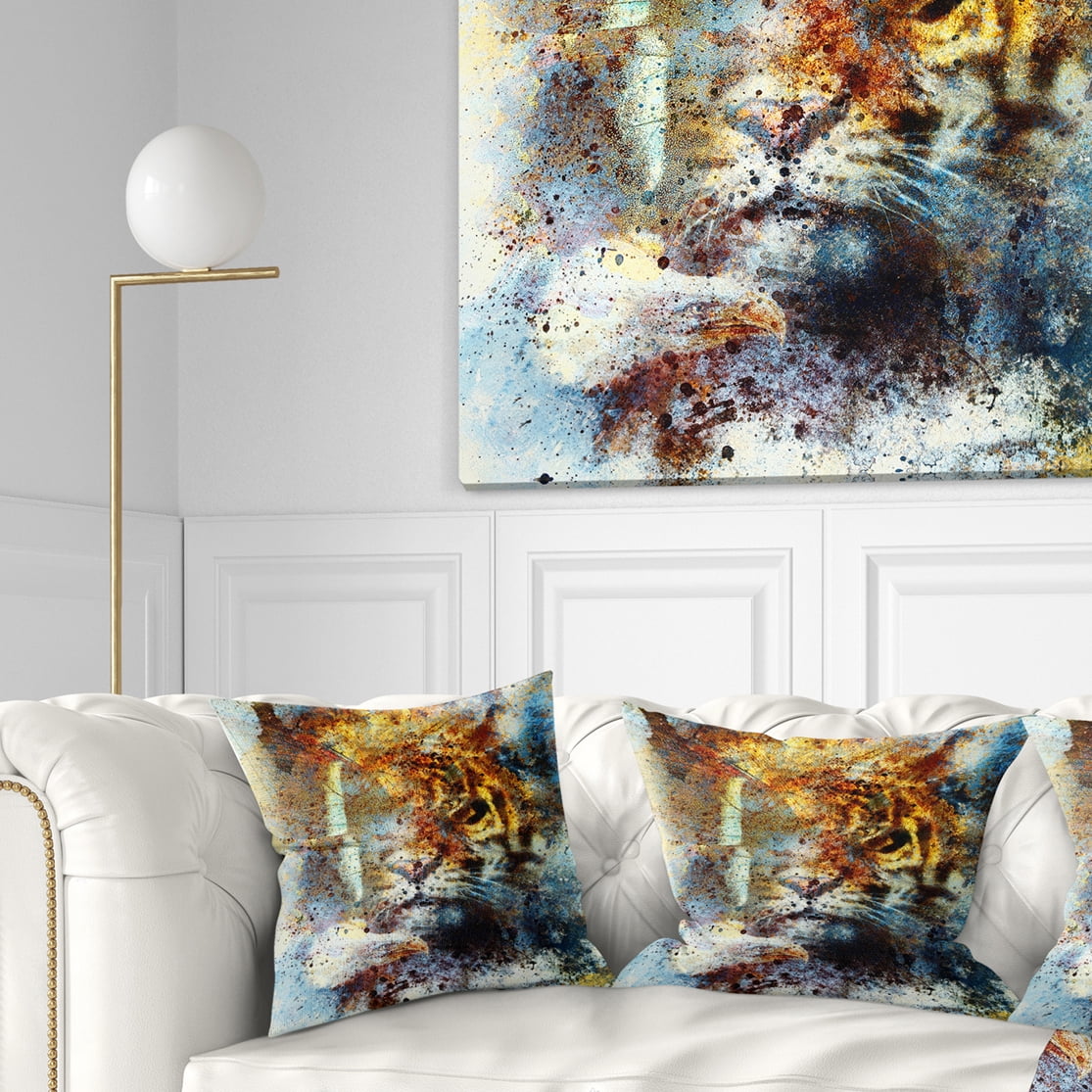 Designart Gentle Tiger Portrait - Animal Throw Pillow - 16x16