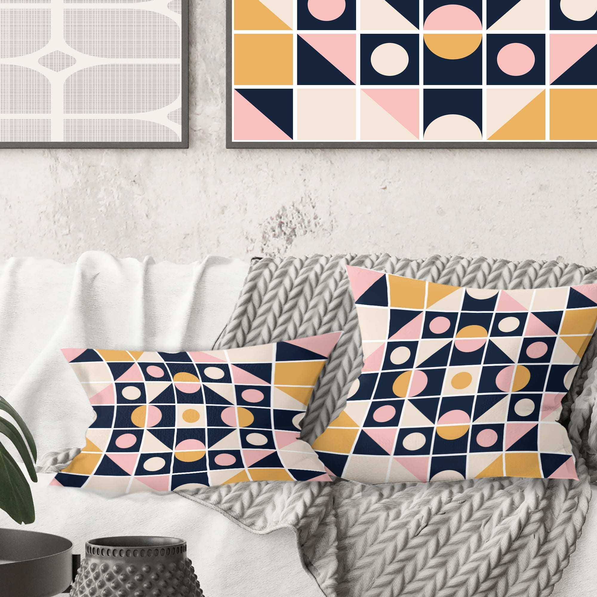 Designart Geometrical Retro Design I' Mid-Century Modern Throw Pillow - 16x16