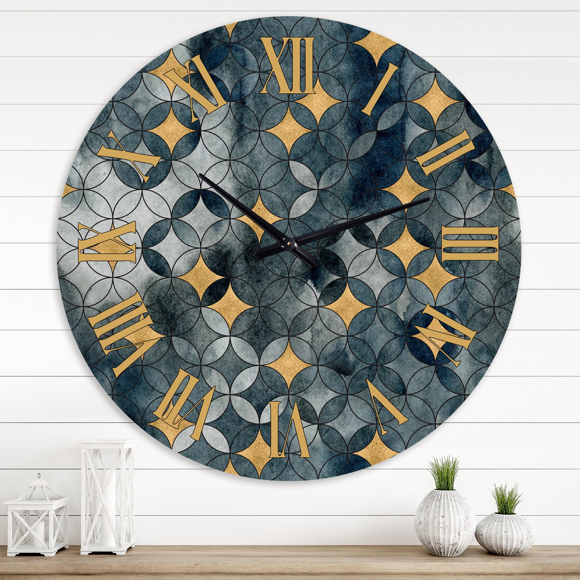Designart 'Geometry Intersecting Circles With Golden Stars' Modern Wall Clock