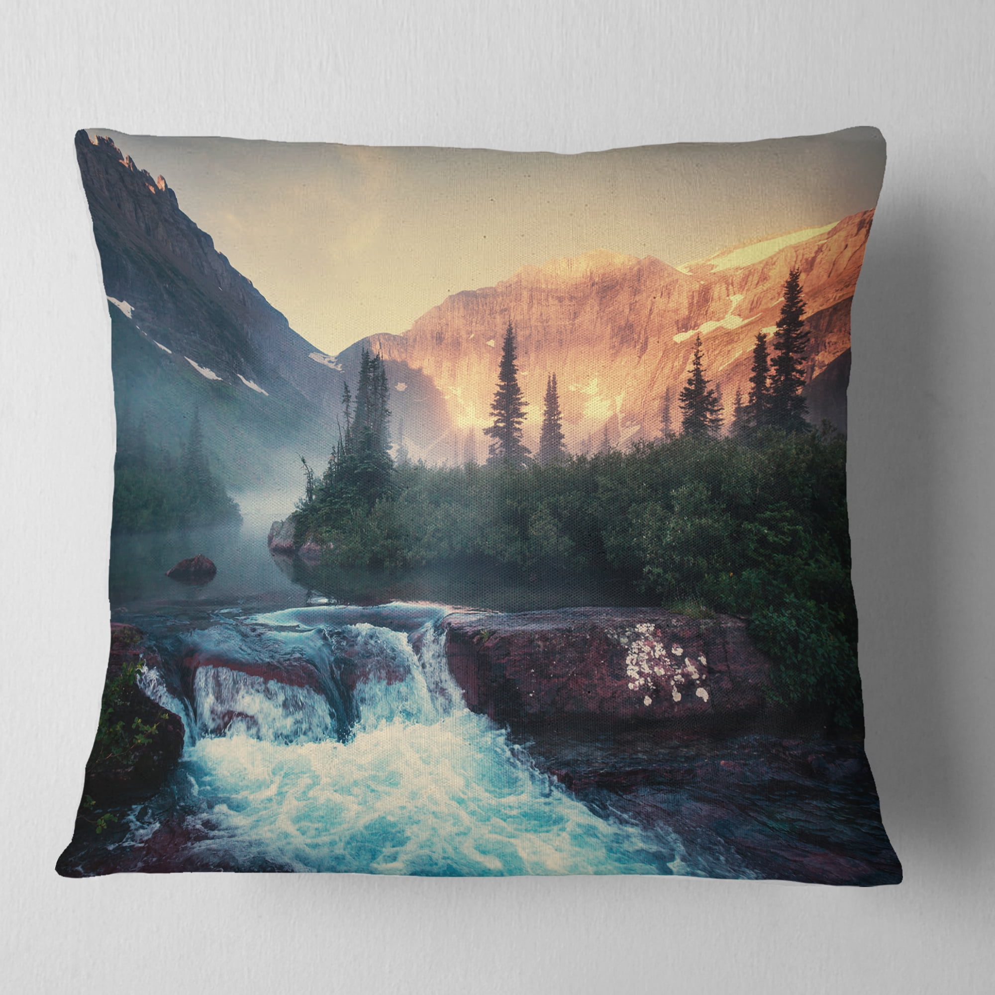 Designart Glacier National Park Montana - Landscape Printed Throw Pillow - 16x16