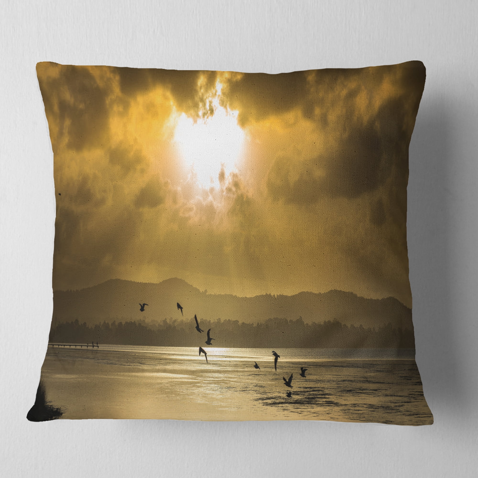 Designart Glittering Sun Among heavy Clouds - Seashore Throw Pillow - 18x18