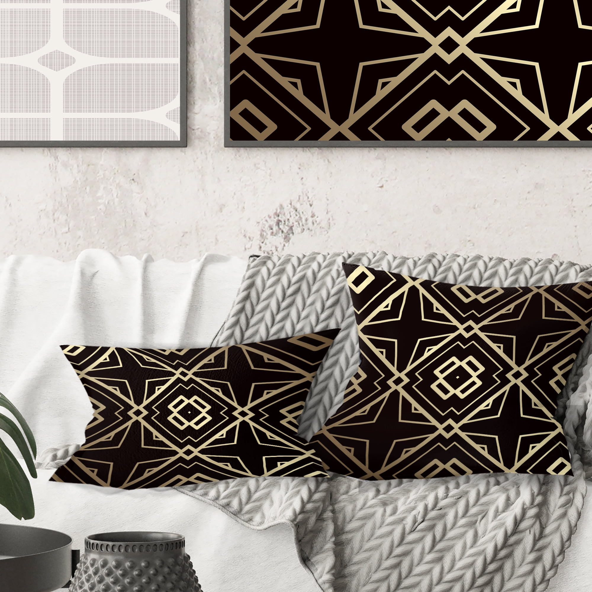 Designart Gold And Black Art Deco Pattern' Mid-Century Modern Throw Pillow - 18x18