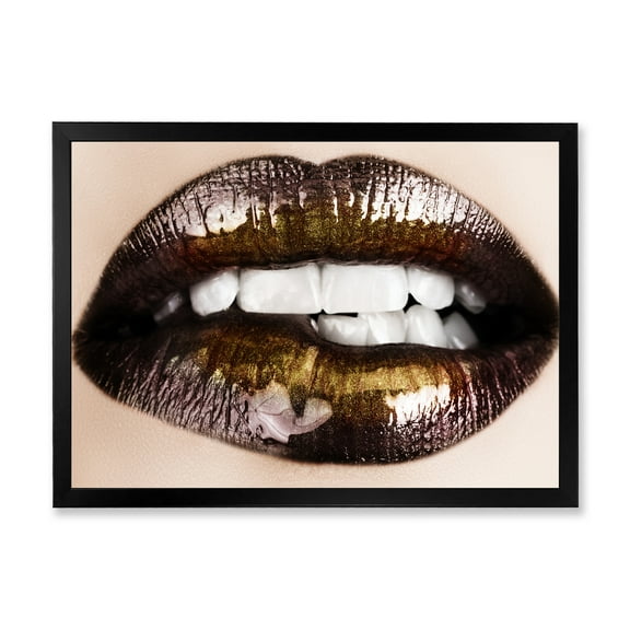 Designart 'Gold Black Lips Biting' Modern Framed Art Print