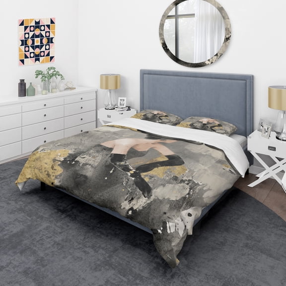 Designart 'Gold Fashion Dance' Glam Duvet Cover Set