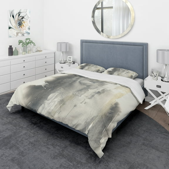 Designart 'Gold Glamour Direction II' Geometric Duvet Cover Set