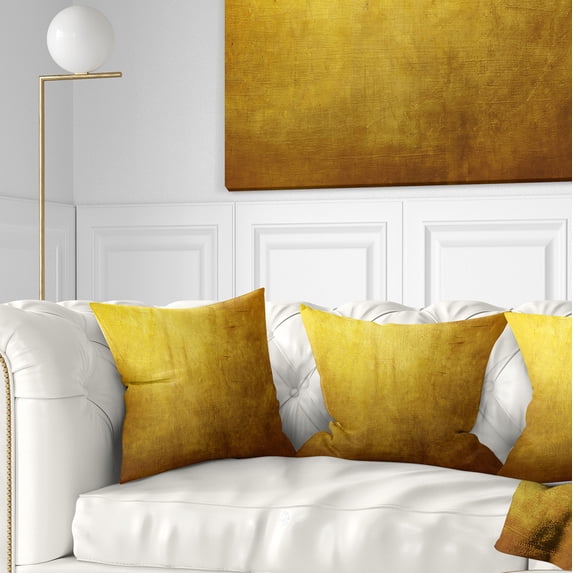 Designart Gold Texture - Abstract Throw Pillow - 18x18