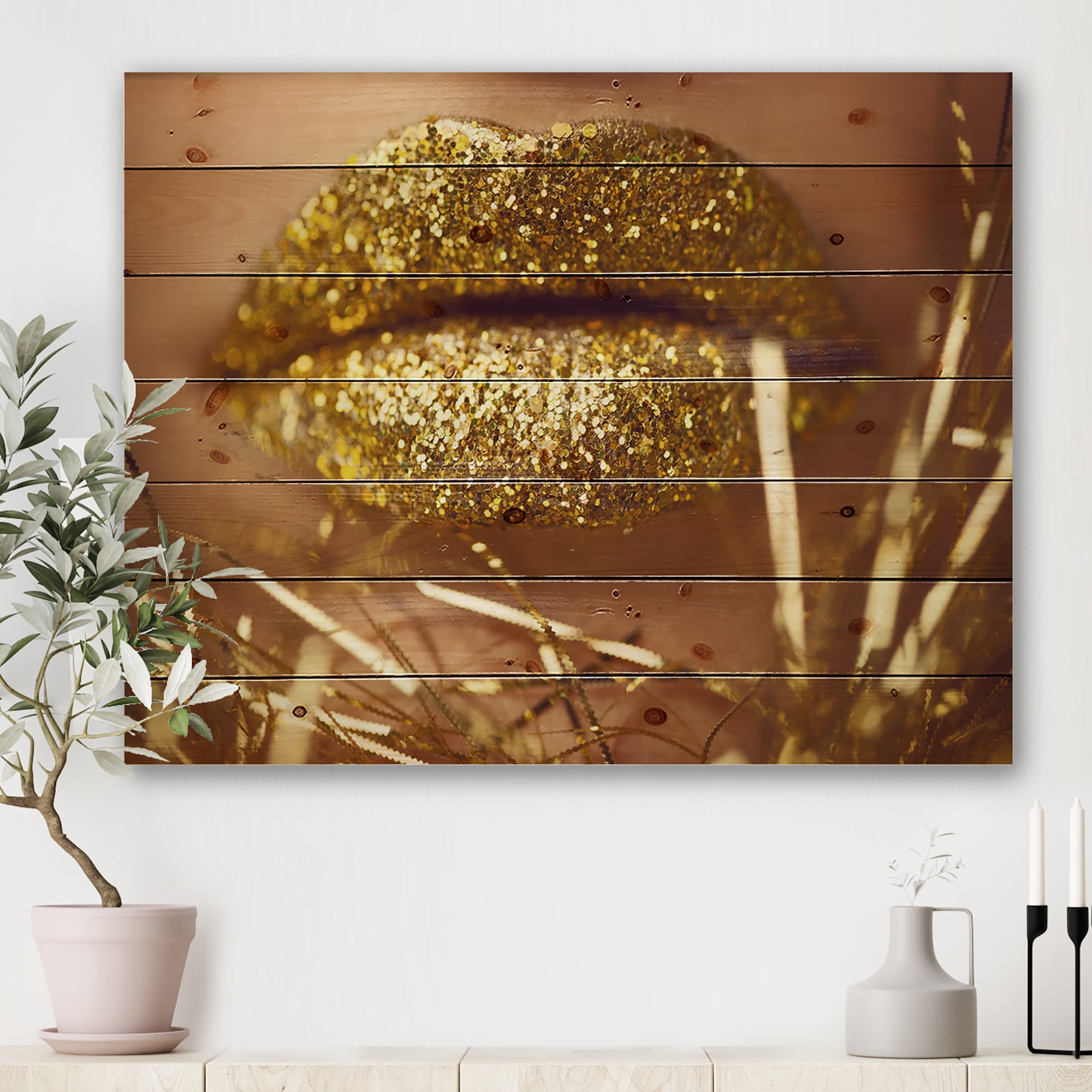 Designart 'Golden Female Lips' Modern Print on Natural Pine Wood